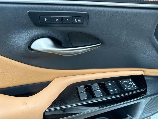 used 2025 Lexus ES 300h car, priced at $47,995