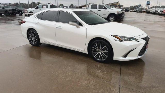 used 2025 Lexus ES 300h car, priced at $47,995
