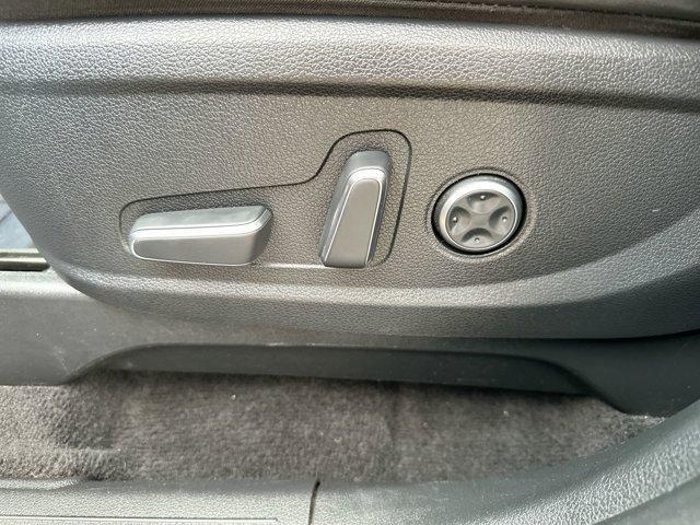 used 2024 Hyundai Palisade car, priced at $32,995