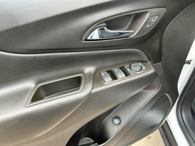 used 2024 Chevrolet Equinox car, priced at $25,995