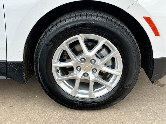 used 2024 Chevrolet Equinox car, priced at $25,995