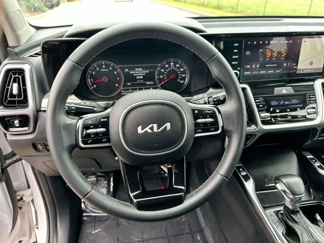 used 2022 Kia Sorento car, priced at $21,995