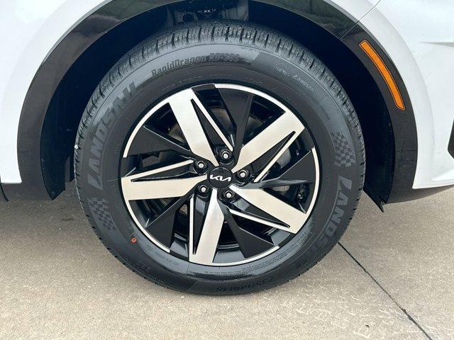 used 2022 Kia Sorento car, priced at $21,995