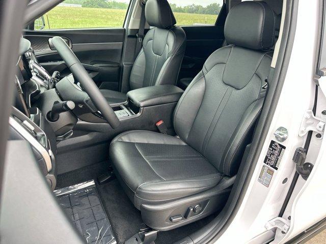 used 2022 Kia Sorento car, priced at $21,995
