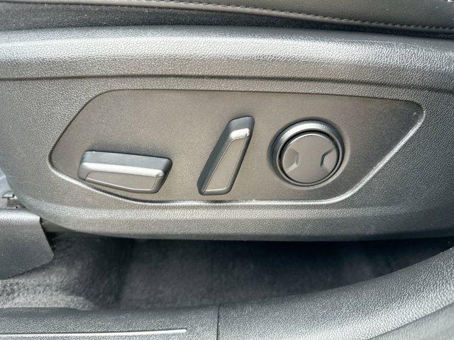 used 2022 Kia Sorento car, priced at $21,995