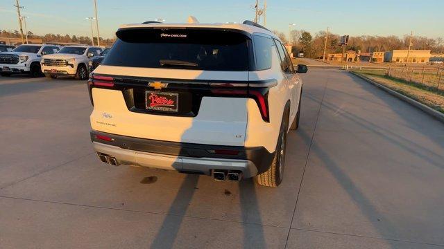 used 2024 Chevrolet Traverse car, priced at $36,000