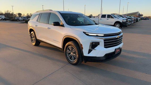 used 2024 Chevrolet Traverse car, priced at $36,000