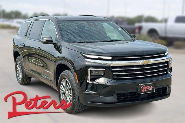 used 2025 Chevrolet Traverse car, priced at $38,995