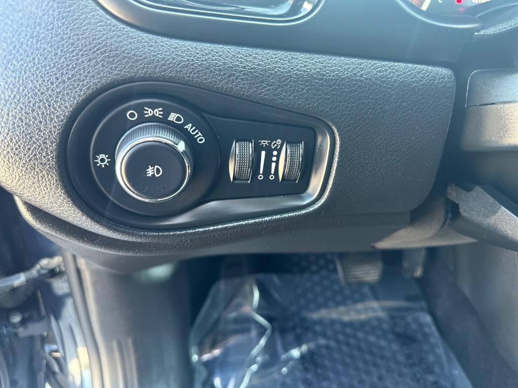 2020 Blue Jeep Renegade