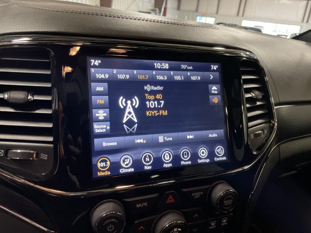 used 2021 Jeep Grand Cherokee car, priced at $27,989