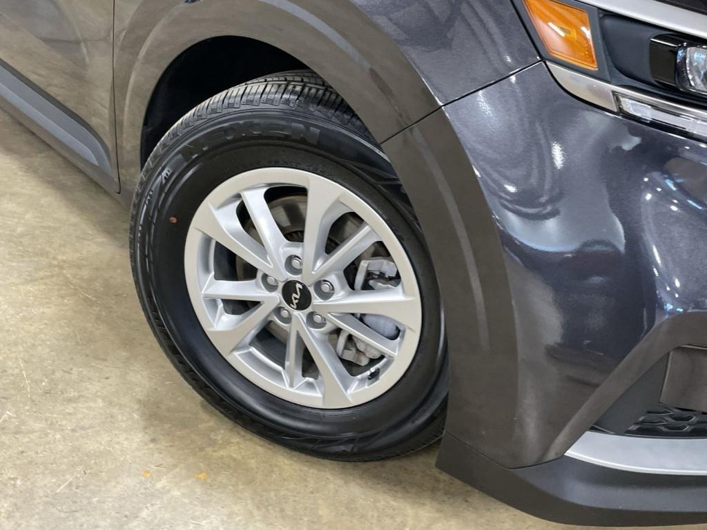 used 2023 Kia Carnival car, priced at $29,379