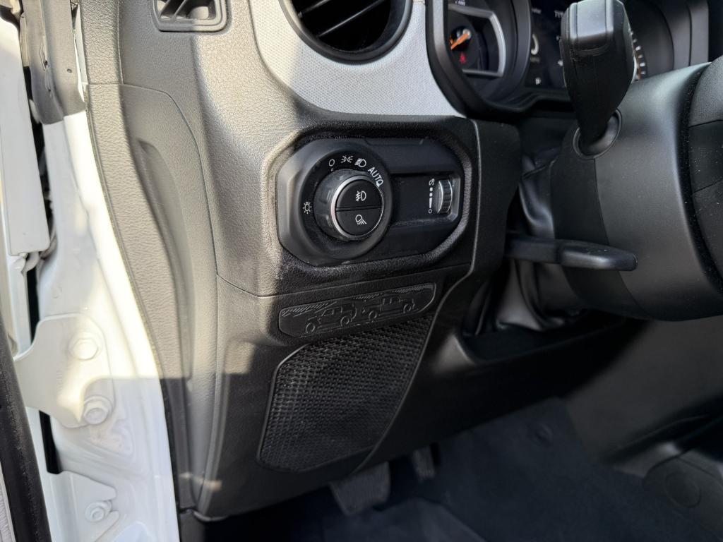 used 2024 Jeep Gladiator car, priced at $38,585