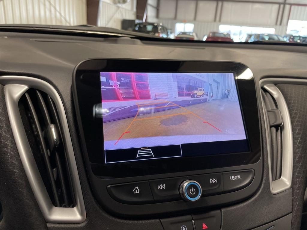 used 2024 Chevrolet Malibu car, priced at $20,989