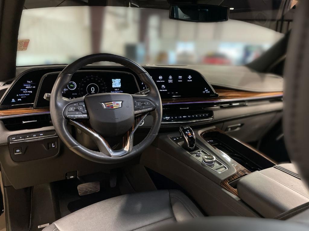 used 2023 Cadillac Escalade ESV car, priced at $65,999