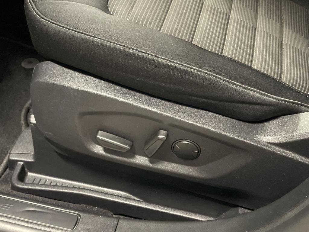 used 2024 Ford Edge car, priced at $29,681