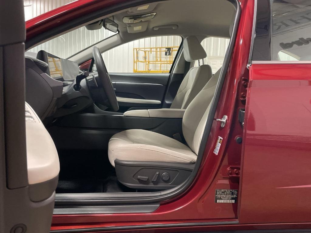 used 2024 Hyundai Sonata car, priced at $22,522