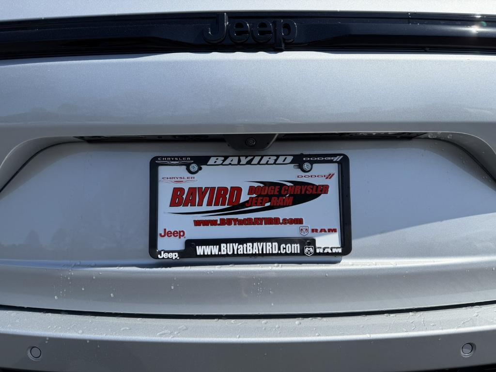 new 2026 Jeep Grand Cherokee car, priced at $45,148