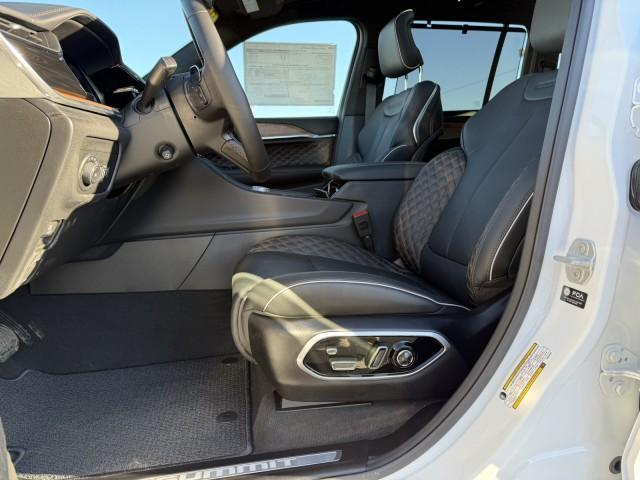 new 2026 Jeep Grand Cherokee car, priced at $63,438