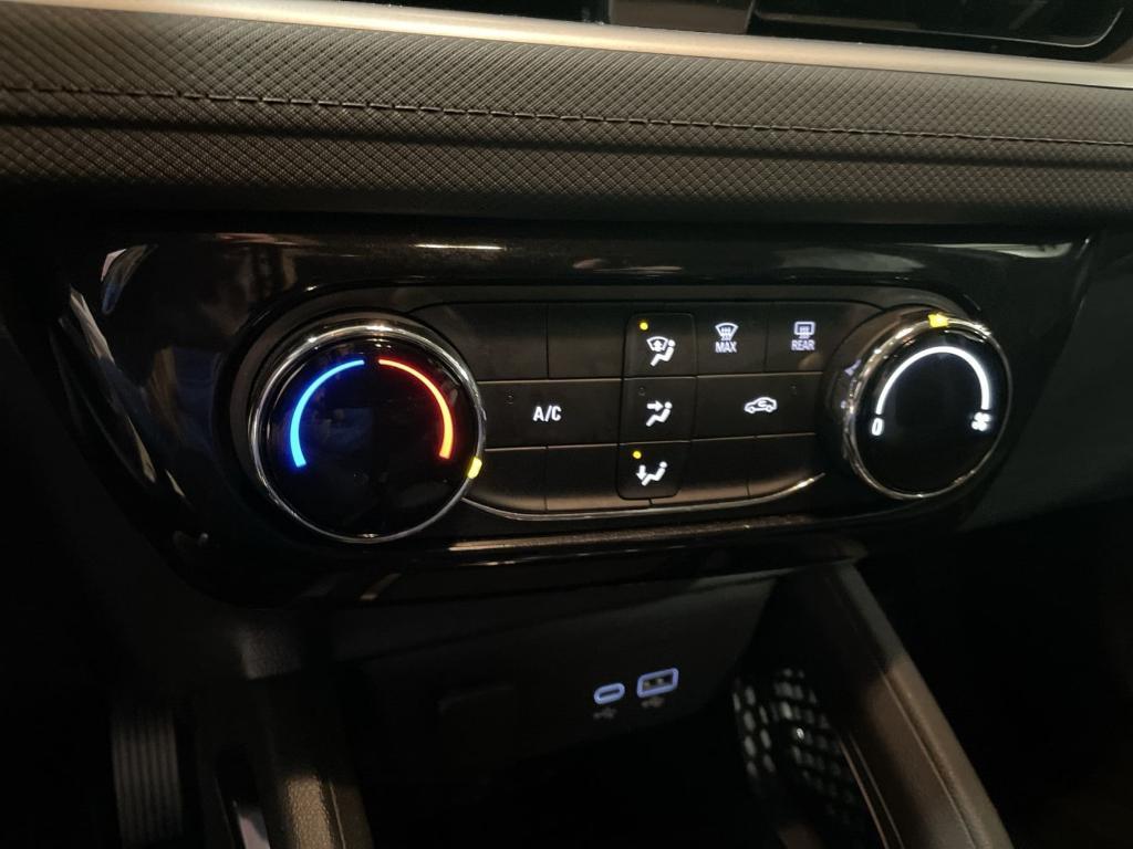 used 2025 Chevrolet TrailBlazer car, priced at $25,405