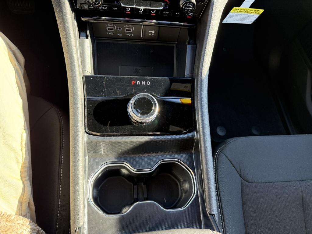 new 2025 Jeep Grand Cherokee car, priced at $38,901