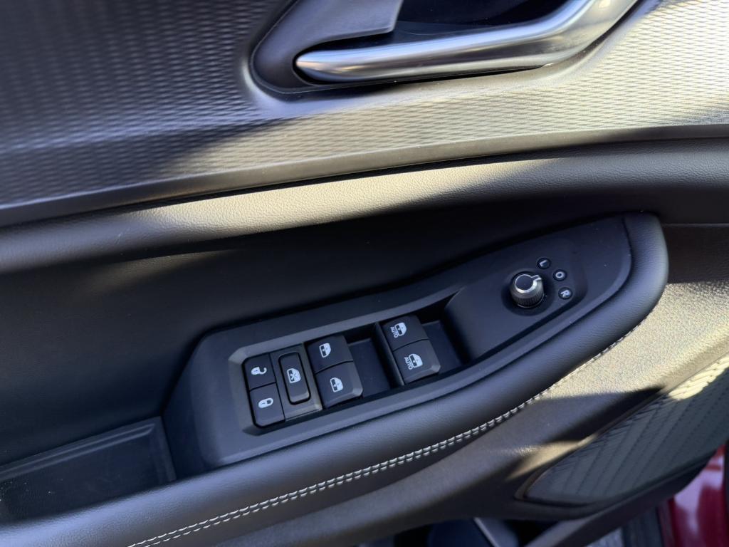 new 2025 Jeep Grand Cherokee car, priced at $38,901