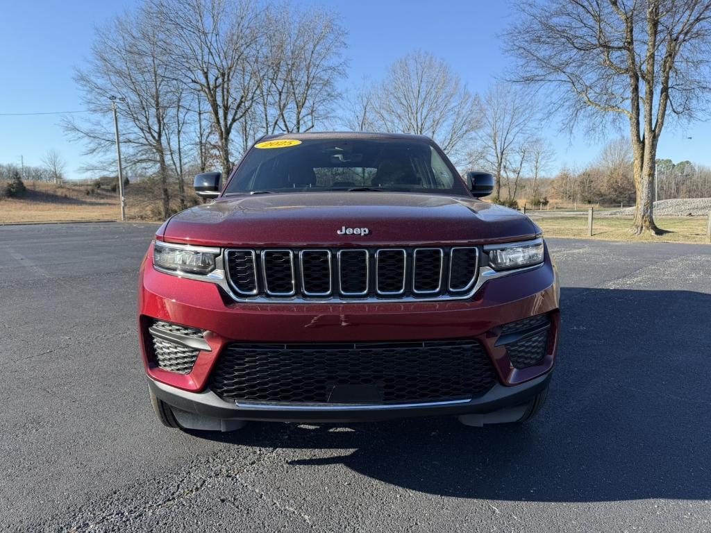 new 2025 Jeep Grand Cherokee car, priced at $38,901