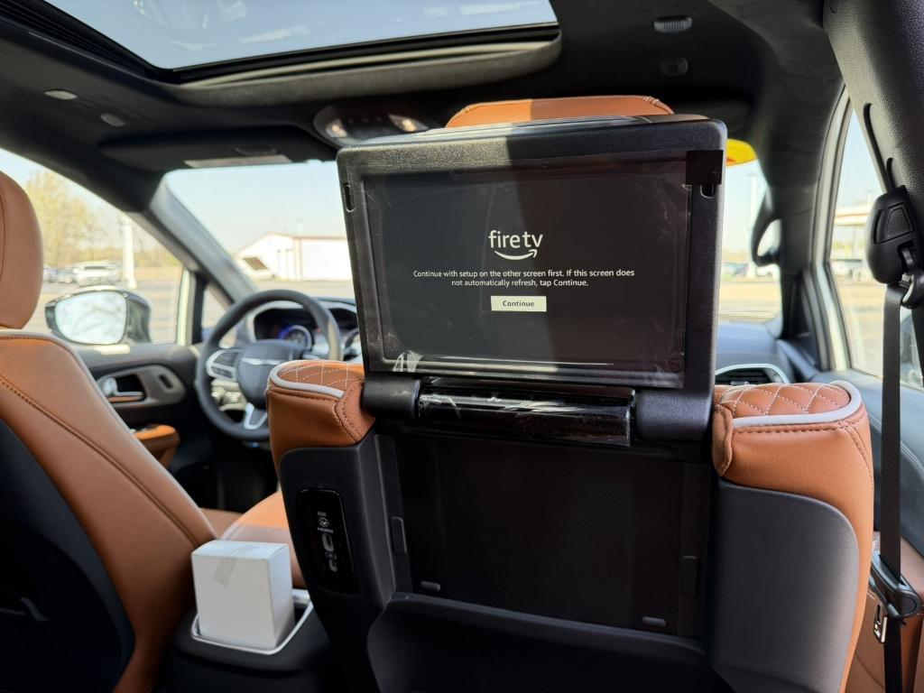 new 2026 Chrysler Pacifica car, priced at $48,606