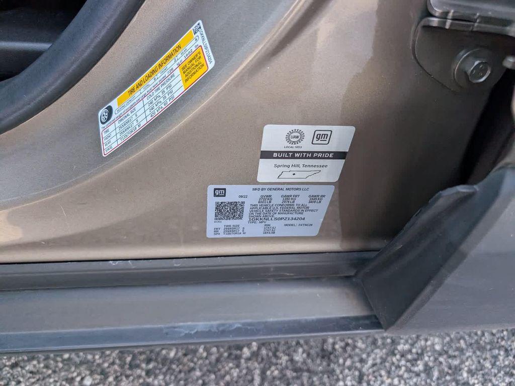 used 2023 GMC Acadia car, priced at $33,104