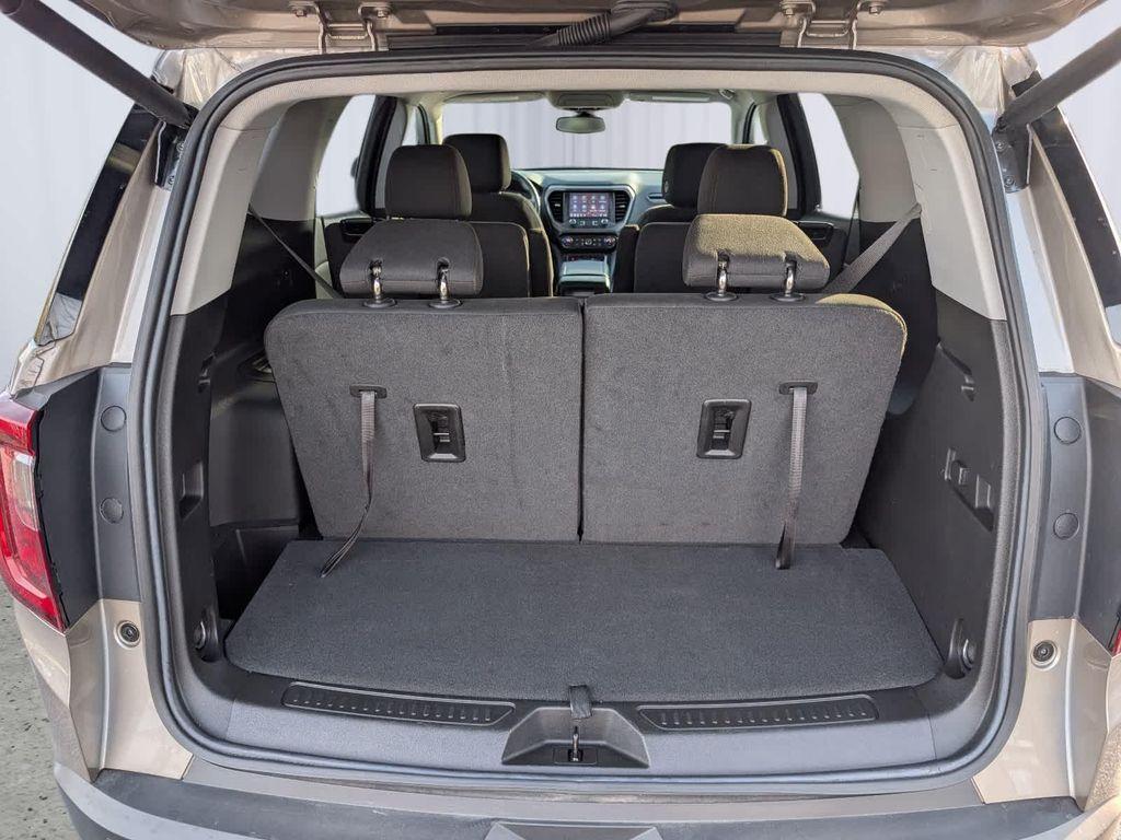 used 2023 GMC Acadia car, priced at $33,104