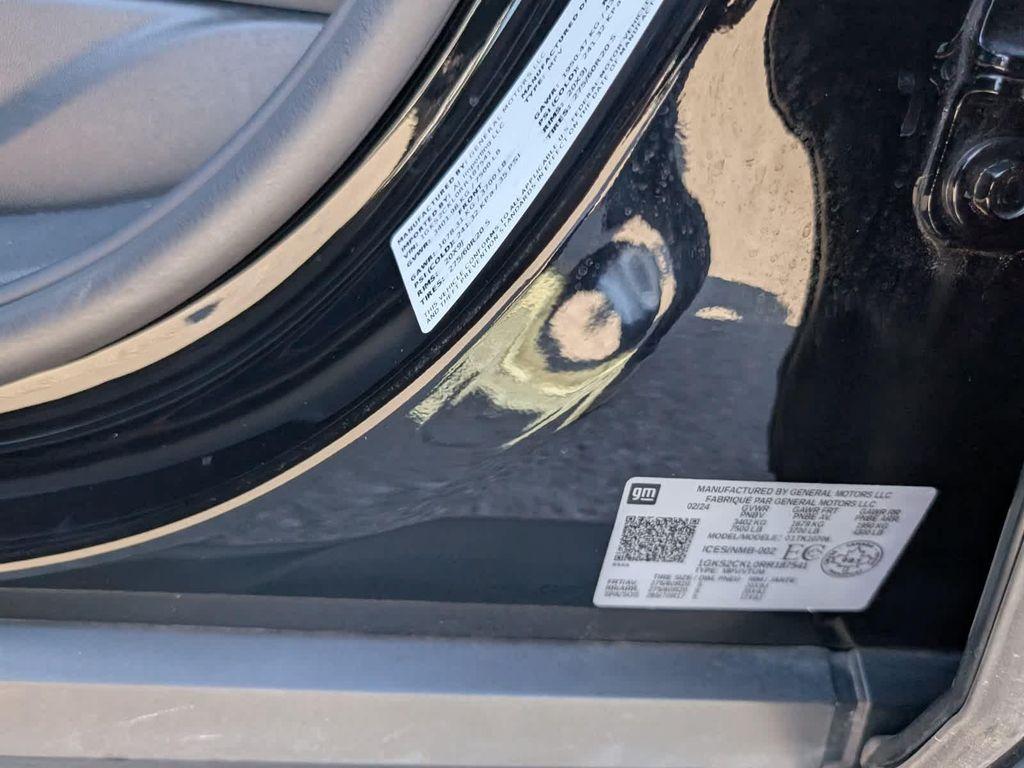 used 2024 GMC Yukon car, priced at $61,850