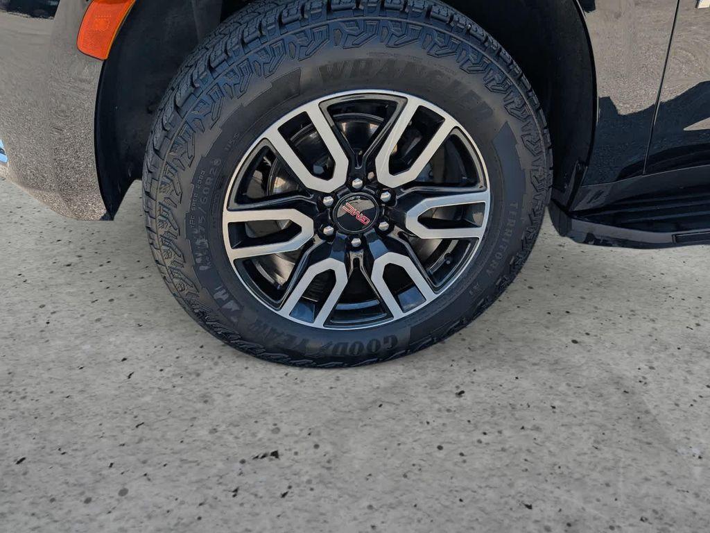 used 2024 GMC Yukon car, priced at $61,850