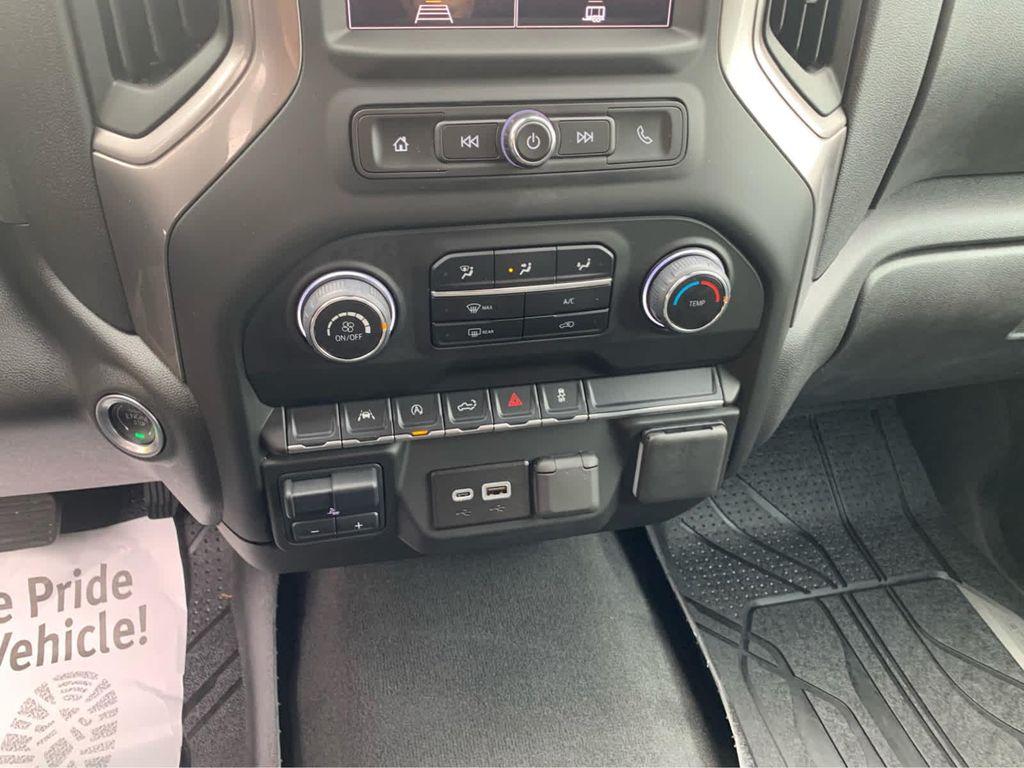 used 2025 Chevrolet Silverado 1500 car, priced at $39,995