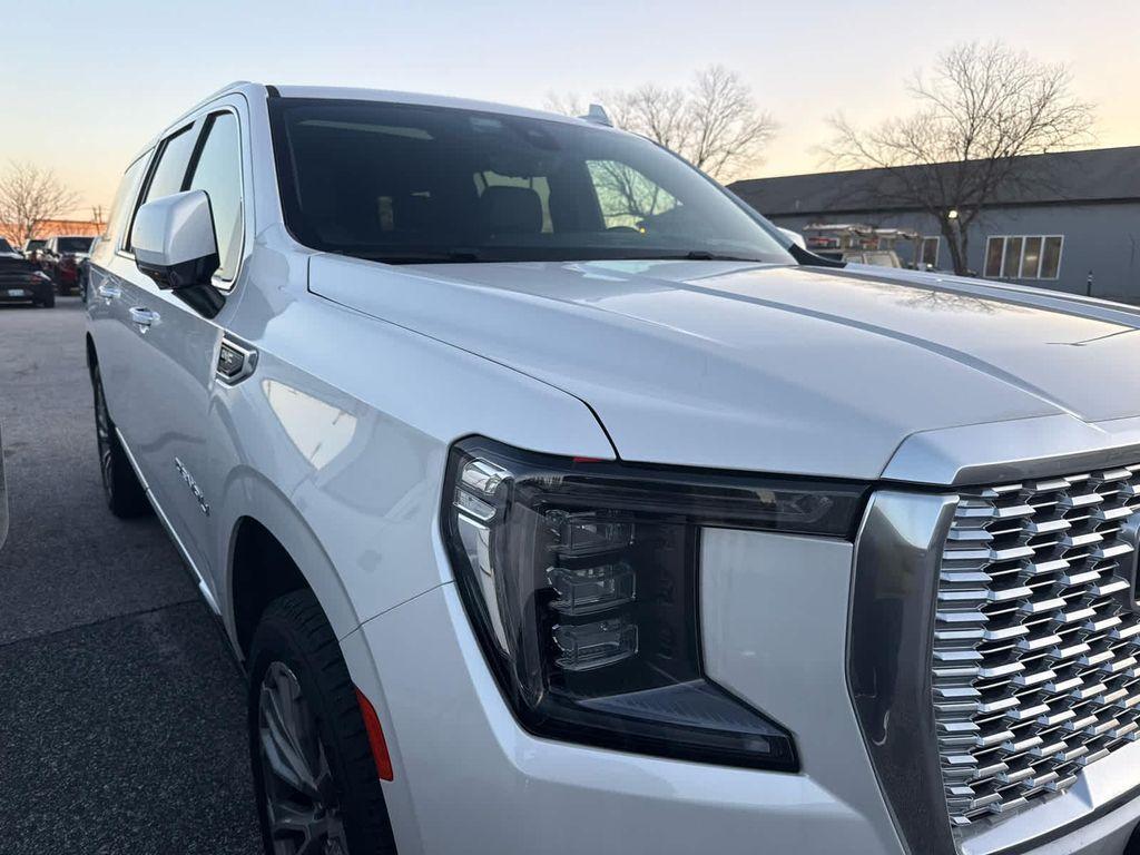 used 2021 GMC Yukon XL car, priced at $42,592