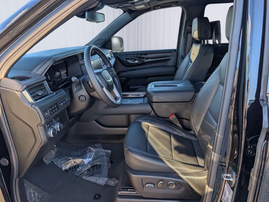 used 2024 GMC Yukon car, priced at $74,883