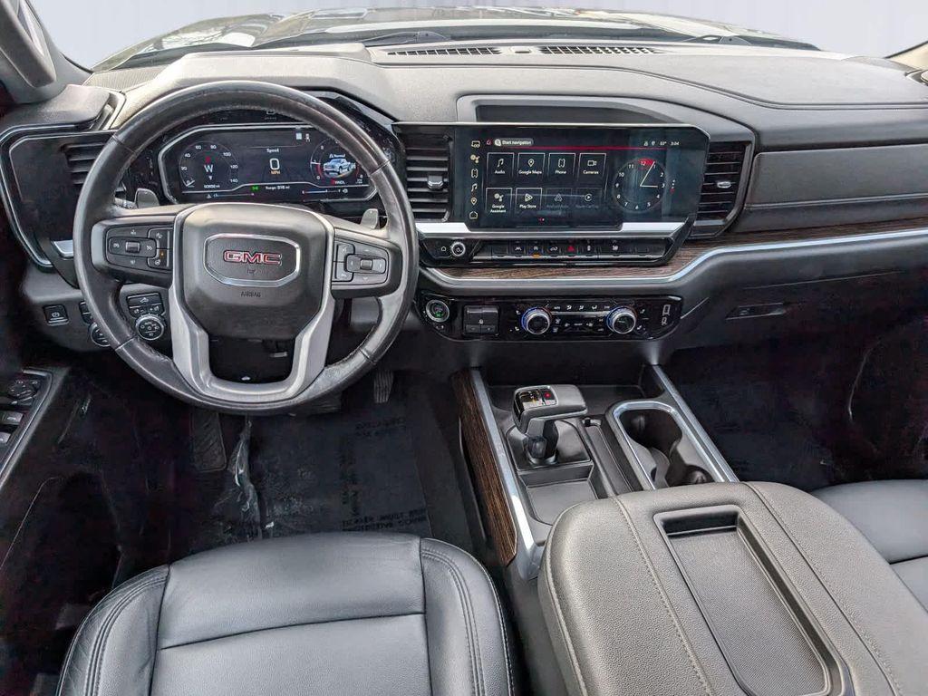 used 2022 GMC Sierra 1500 car, priced at $40,995
