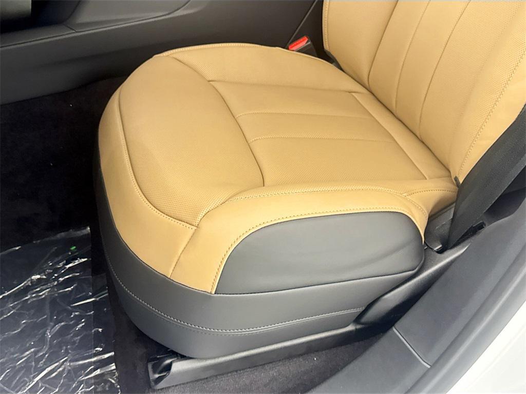 new 2026 Land Rover Range Rover Sport car, priced at $102,085