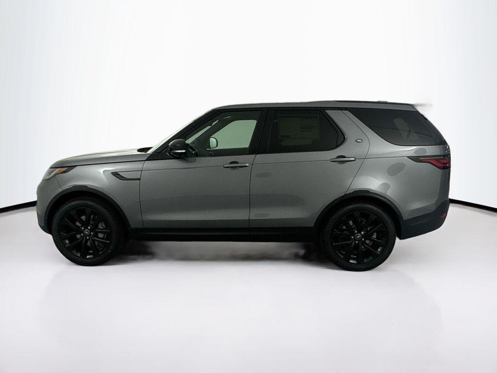 new 2026 Land Rover Discovery car, priced at $66,151