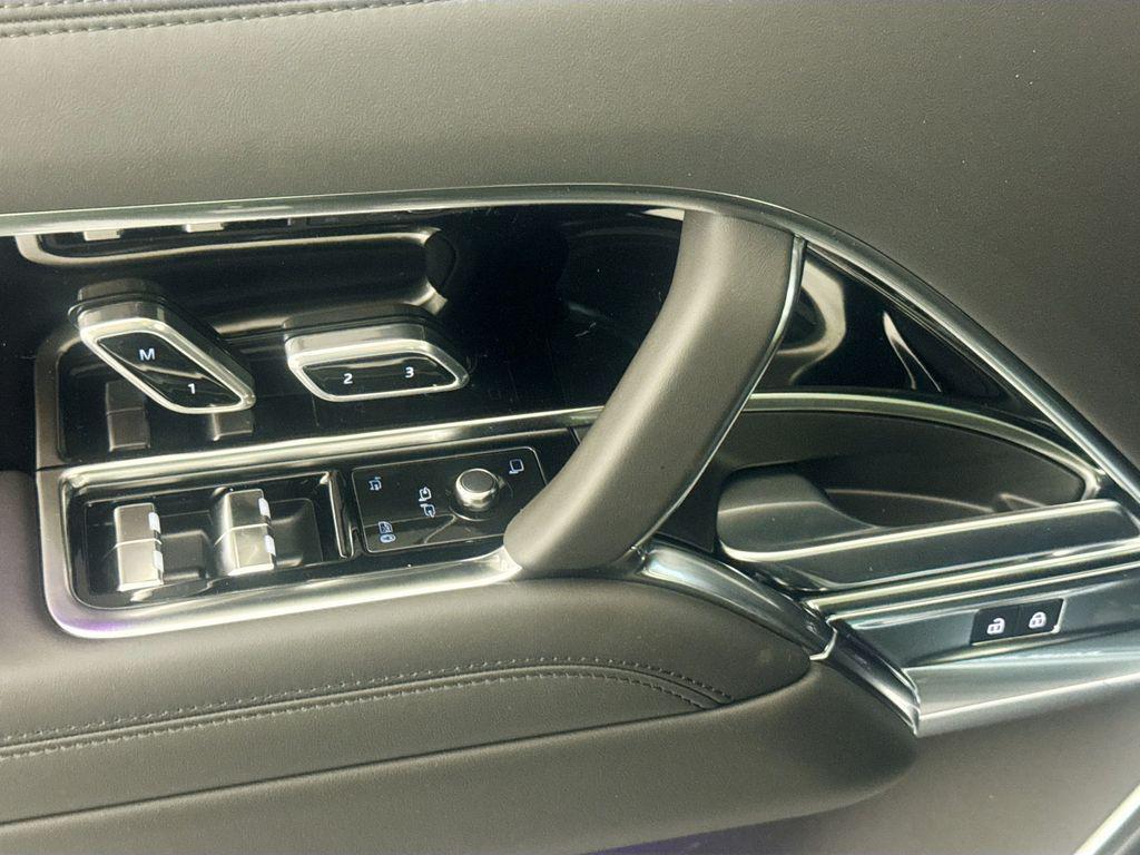 new 2026 Land Rover Range Rover car, priced at $140,055