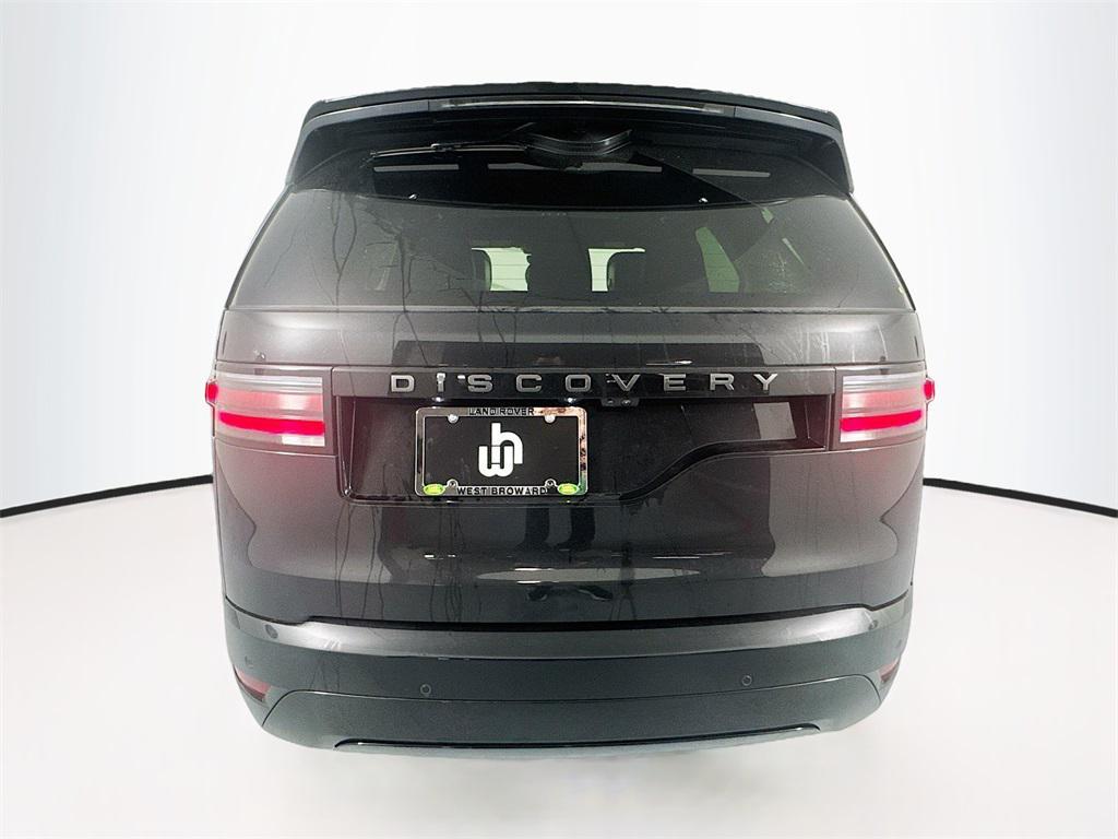 new 2025 Land Rover Discovery car, priced at $70,050