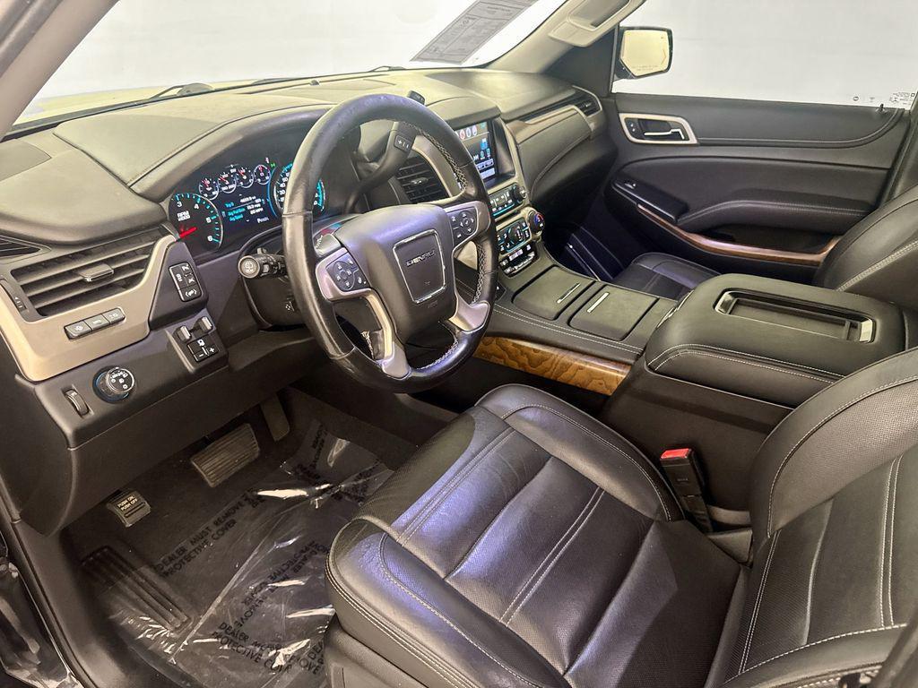 used 2019 GMC Yukon car, priced at $29,991