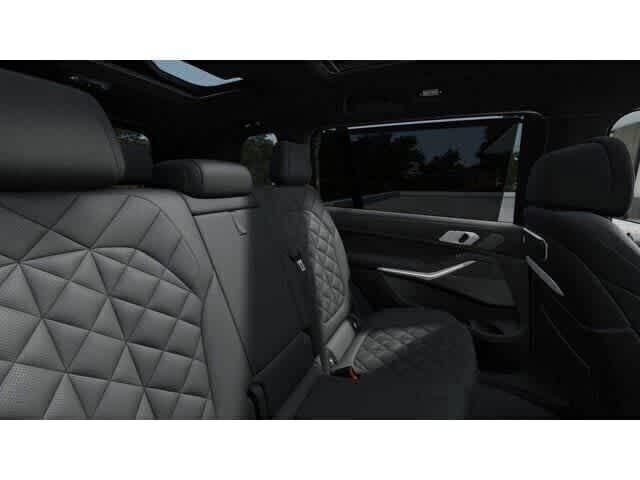 new 2026 BMW X7 car, priced at $101,200
