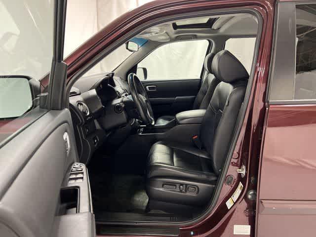 used 2014 Honda Pilot car, priced at $9,999