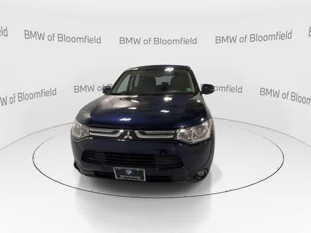 used 2014 Mitsubishi Outlander car, priced at $3,299