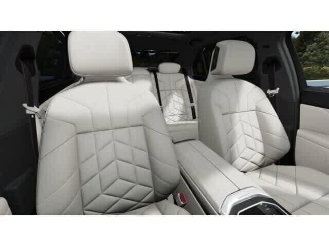 new 2026 BMW 760 car, priced at $132,835