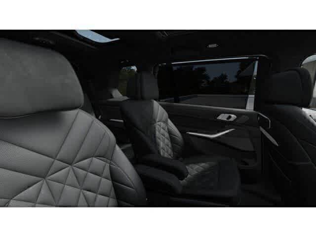 new 2026 BMW X7 car, priced at $98,515