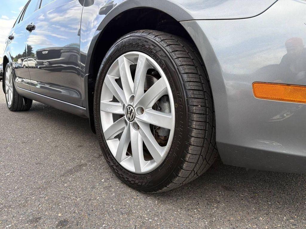 used 2012 Volkswagen Jetta SportWagen car, priced at $10,991