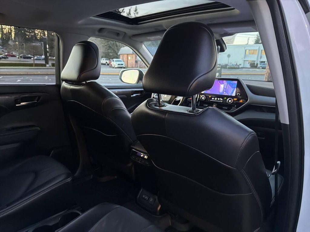 used 2023 Toyota Highlander Hybrid car, priced at $41,991