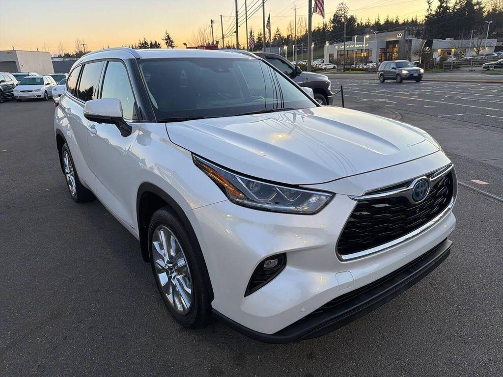 used 2023 Toyota Highlander Hybrid car, priced at $41,991