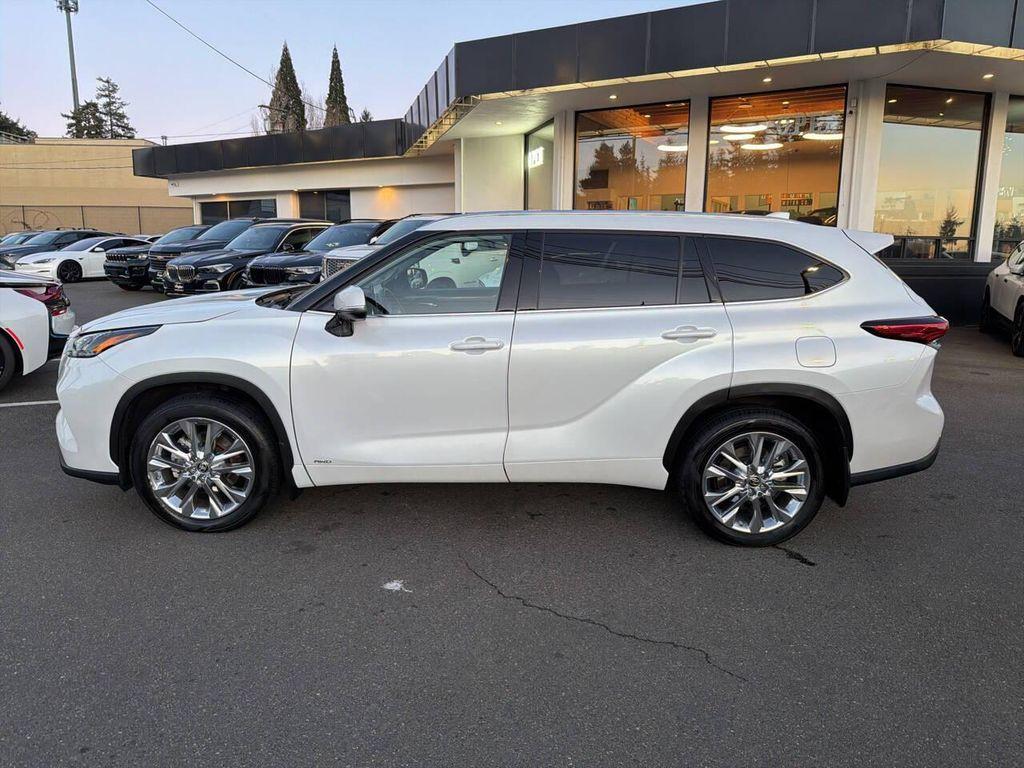 used 2023 Toyota Highlander Hybrid car, priced at $41,991