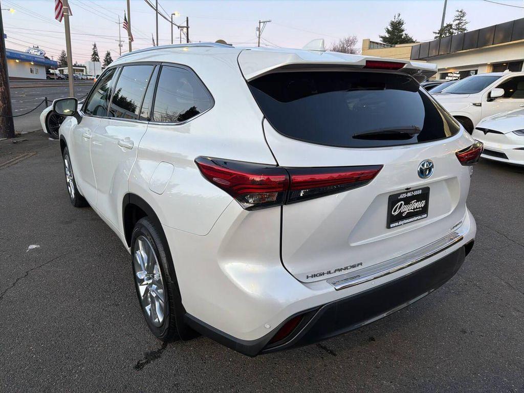used 2023 Toyota Highlander Hybrid car, priced at $41,991